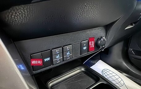 Toyota RAV4, 2017 год, 2 550 000 рублей, 14 фотография