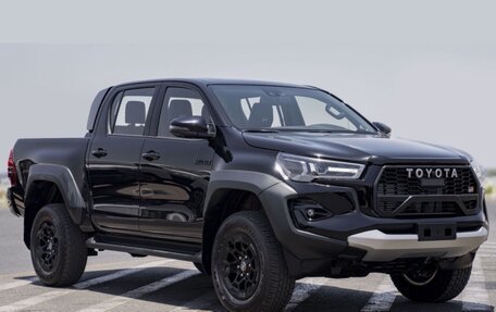 Toyota Hilux VIII, 2025 год, 9 500 000 рублей, 12 фотография
