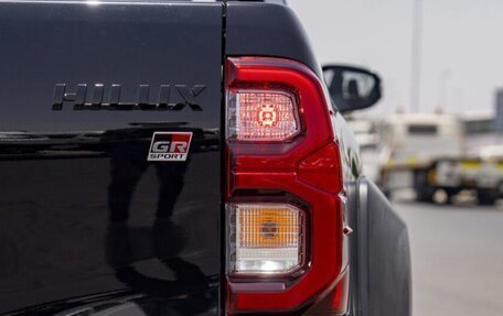 Toyota Hilux VIII, 2025 год, 9 500 000 рублей, 10 фотография