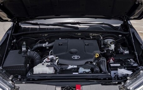 Toyota Hilux VIII, 2025 год, 9 500 000 рублей, 17 фотография