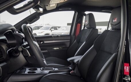 Toyota Hilux VIII, 2025 год, 9 500 000 рублей, 18 фотография