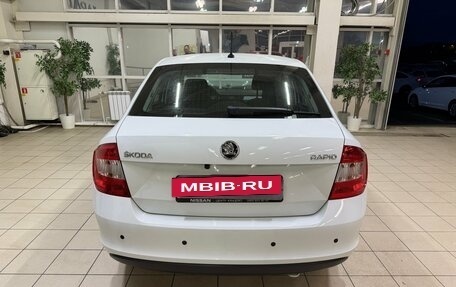 Skoda Rapid I, 2016 год, 950 000 рублей, 4 фотография