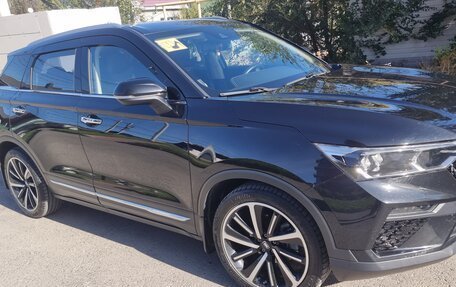 FAW Bestune T77, 2022 год, 1 690 000 рублей, 2 фотография