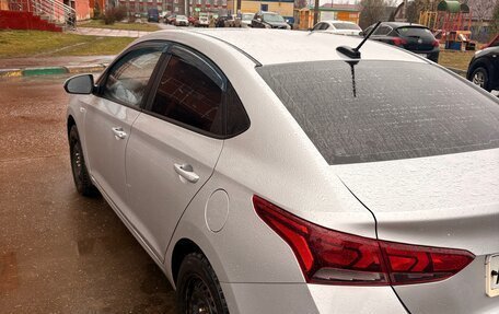 Hyundai Solaris II рестайлинг, 2017 год, 800 000 рублей, 8 фотография