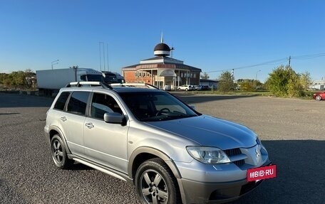 Mitsubishi Outlander III рестайлинг 3, 2004 год, 750 000 рублей, 3 фотография