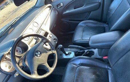 Mitsubishi Outlander III рестайлинг 3, 2004 год, 750 000 рублей, 10 фотография