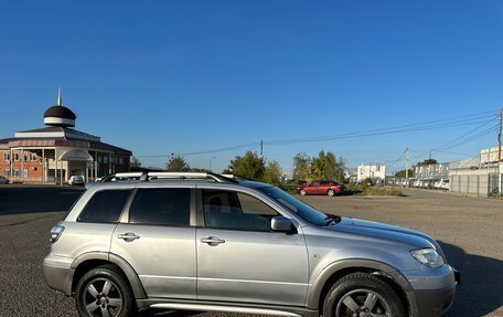 Mitsubishi Outlander III рестайлинг 3, 2004 год, 750 000 рублей, 4 фотография