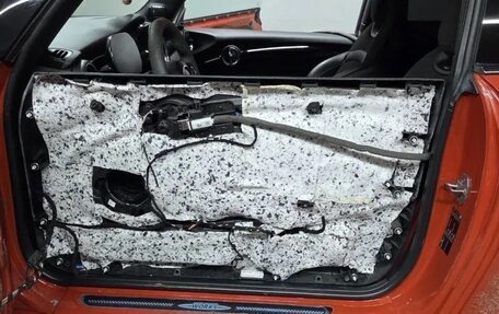 MINI Hatch, 2020 год, 2 700 000 рублей, 40 фотография