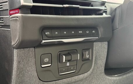 Cadillac Escalade V, 2025 год, 23 990 000 рублей, 10 фотография