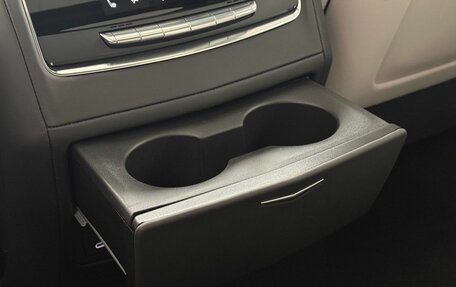 Cadillac Escalade V, 2025 год, 23 990 000 рублей, 25 фотография