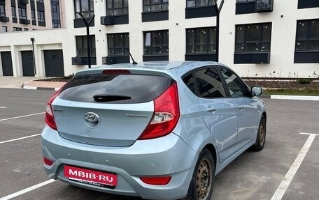 Hyundai Solaris II рестайлинг, 2013 год, 750 000 рублей, 4 фотография