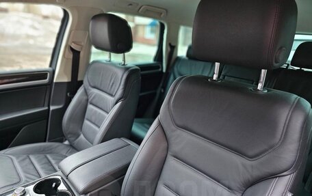 Volkswagen Touareg III, 2017 год, 4 900 000 рублей, 2 фотография