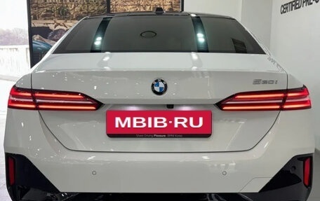 BMW 5 серия, 2024 год, 6 245 000 рублей, 4 фотография