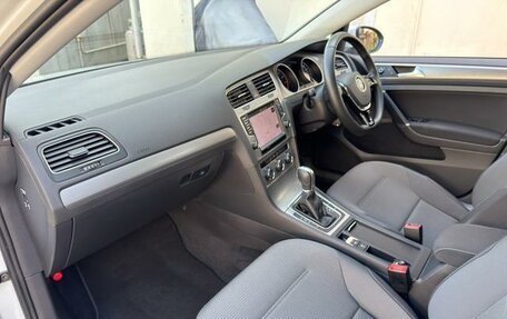 Volkswagen Golf VII, 2015 год, 800 000 рублей, 13 фотография