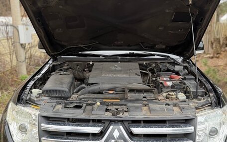 Mitsubishi Pajero IV, 2008 год, 1 600 000 рублей, 8 фотография