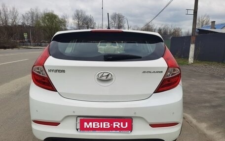 Hyundai Solaris II рестайлинг, 2014 год, 1 000 000 рублей, 3 фотография