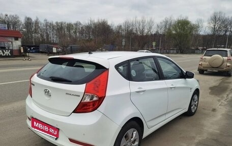 Hyundai Solaris II рестайлинг, 2014 год, 1 000 000 рублей, 4 фотография