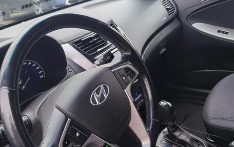 Hyundai Solaris II рестайлинг, 2014 год, 1 000 000 рублей, 9 фотография