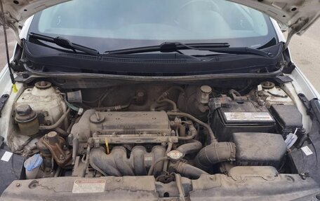 Hyundai Solaris II рестайлинг, 2014 год, 1 000 000 рублей, 13 фотография