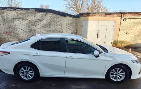 Toyota Camry, 2019 год, 2 500 000 рублей, 4 фотография