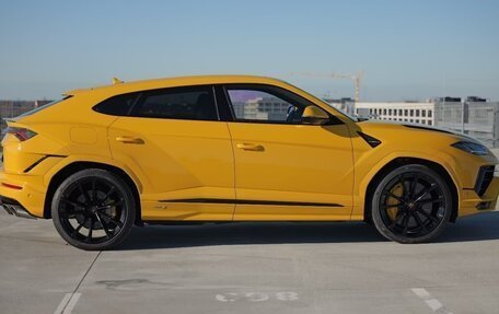 Lamborghini Urus I, 2023 год, 22 944 000 рублей, 6 фотография