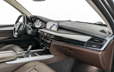 BMW X5, 2018 год, 4 100 000 рублей, 11 фотография