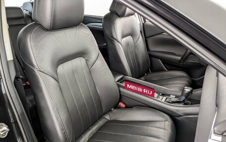 Mazda 6, 2021 год, 2 700 000 рублей, 24 фотография