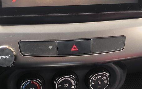 Mitsubishi Lancer IX, 2012 год, 750 000 рублей, 18 фотография