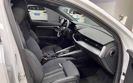 Audi A3, 2023 год, 2 200 000 рублей, 6 фотография