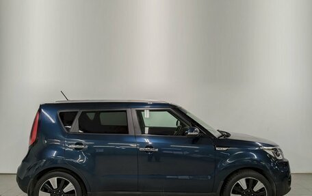 KIA Soul II рестайлинг, 2017 год, 1 790 000 рублей, 4 фотография