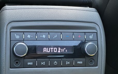 Cadillac SRX II рестайлинг, 2011 год, 1 550 000 рублей, 13 фотография