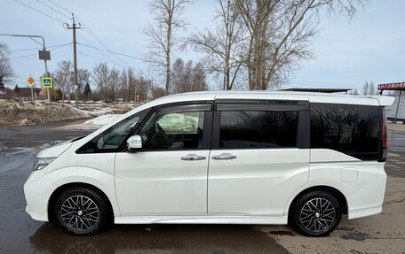 Honda Stepwgn IV, 2017 год, 1 750 000 рублей, 4 фотография