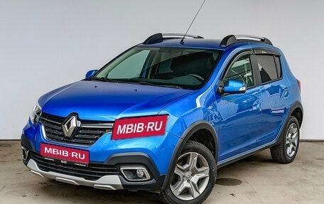 Renault Sandero II рестайлинг, 2021 год, 1 400 000 рублей, 1 фотография