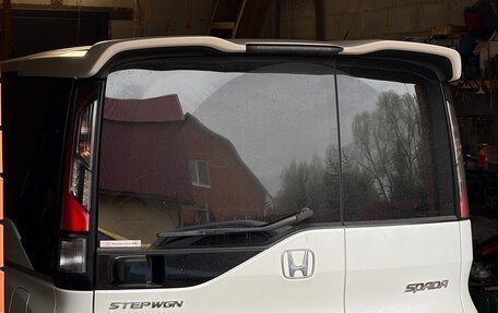 Honda Stepwgn IV, 2017 год, 1 750 000 рублей, 9 фотография