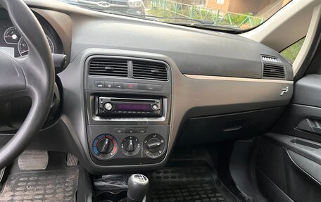 Fiat Punto III Punto Evo рестайлинг, 2007 год, 280 000 рублей, 3 фотография