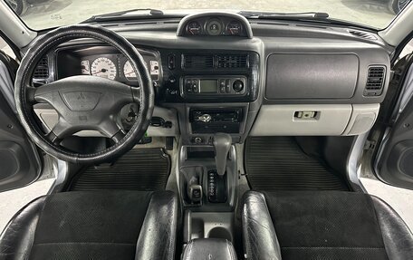 Mitsubishi Pajero Sport II рестайлинг, 2006 год, 995 000 рублей, 13 фотография