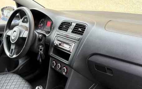 Volkswagen Polo VI (EU Market), 2012 год, 750 000 рублей, 8 фотография