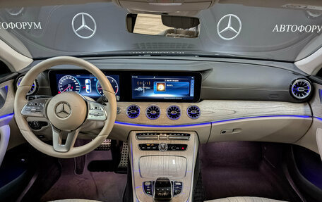 Mercedes-Benz CLS, 2018 год, 5 950 000 рублей, 14 фотография