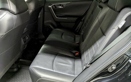 Toyota RAV4, 2021 год, 3 750 000 рублей, 16 фотография