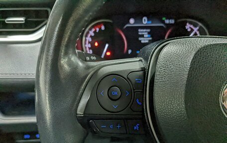 Toyota RAV4, 2021 год, 3 750 000 рублей, 27 фотография