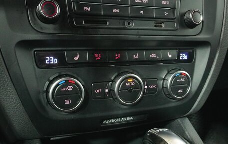 Volkswagen Jetta VI, 2014 год, 1 030 000 рублей, 13 фотография