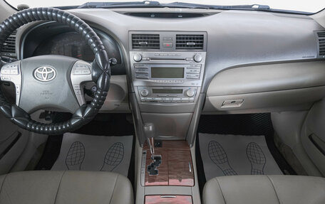 Toyota Camry, 2011 год, 1 399 000 рублей, 14 фотография