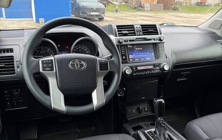 Toyota Land Cruiser Prado 150 рестайлинг 2, 2016 год, 2 900 000 рублей, 4 фотография
