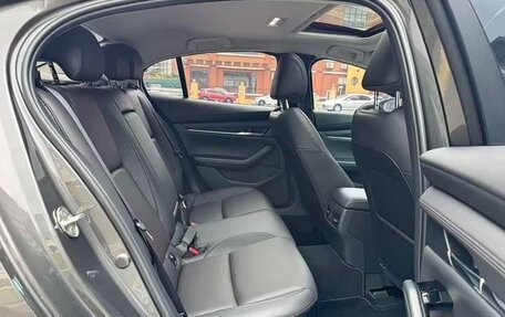 Mazda 3, 2022 год, 1 740 000 рублей, 26 фотография