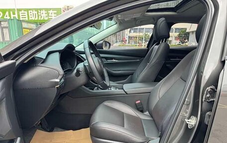 Mazda 3, 2022 год, 1 740 000 рублей, 24 фотография