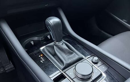 Mazda 3, 2022 год, 1 600 000 рублей, 8 фотография