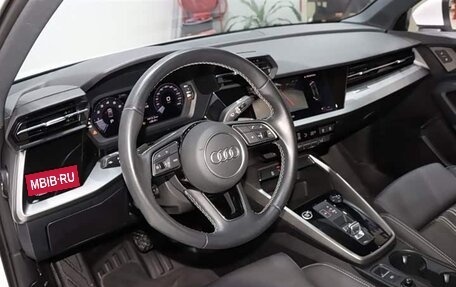 Audi A3, 2022 год, 1 980 000 рублей, 7 фотография