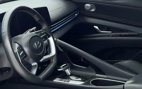 Hyundai Elantra, 2022 год, 1 430 000 рублей, 7 фотография