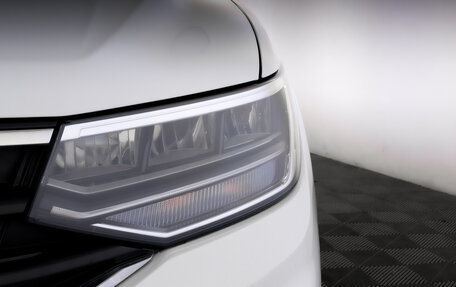 Volkswagen Tiguan II, 2021 год, 3 655 000 рублей, 17 фотография