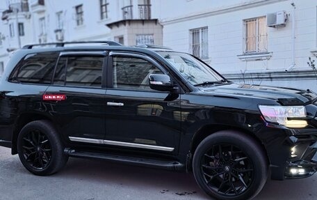 Toyota Land Cruiser 200, 2015 год, 5 300 000 рублей, 4 фотография